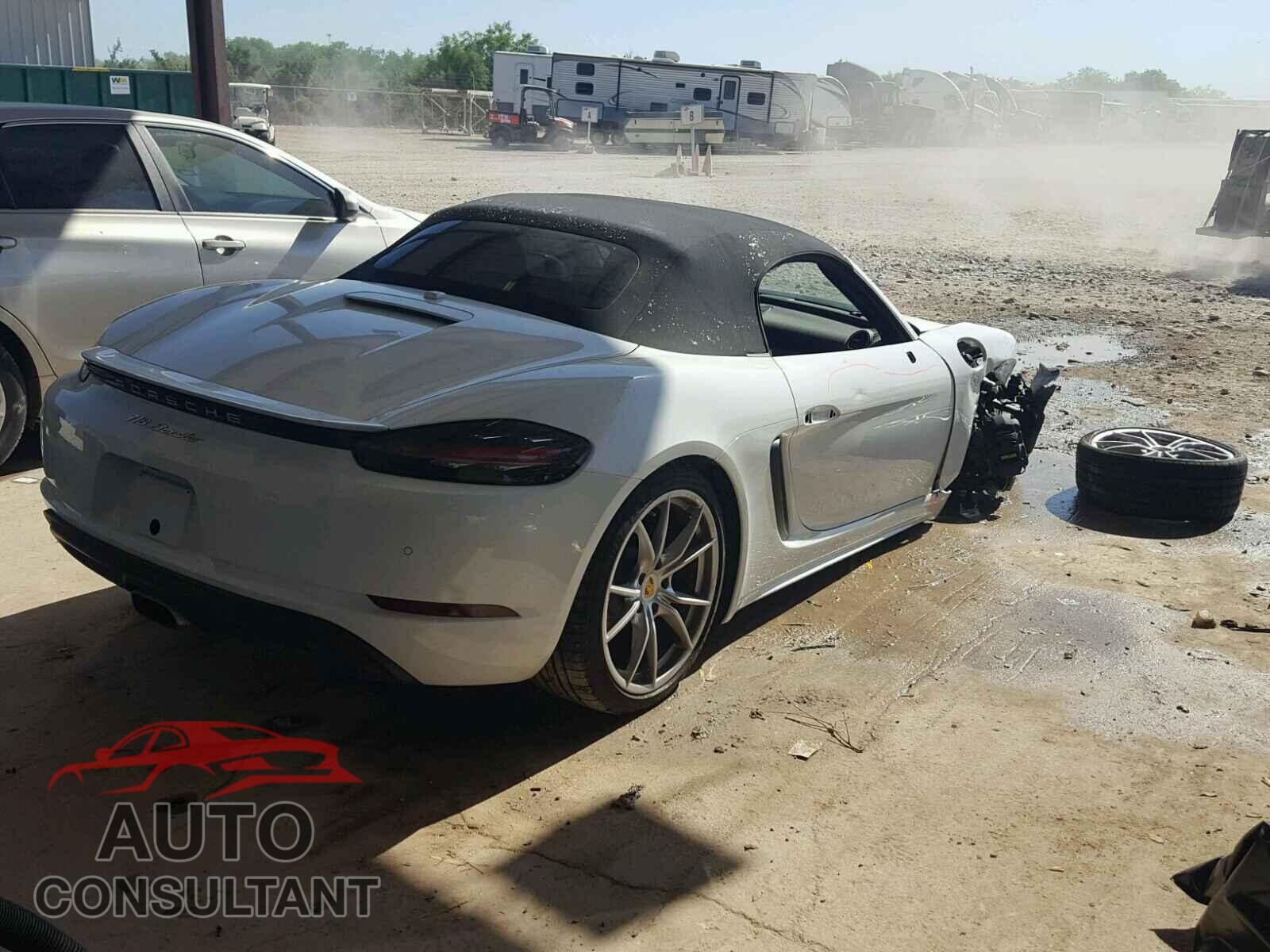 PORSCHE BOXSTER 2018 - WP0CA2A83JS210737