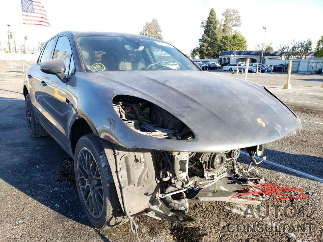 PORSCHE MACAN 2018 - WP1AA2A55JLB23394