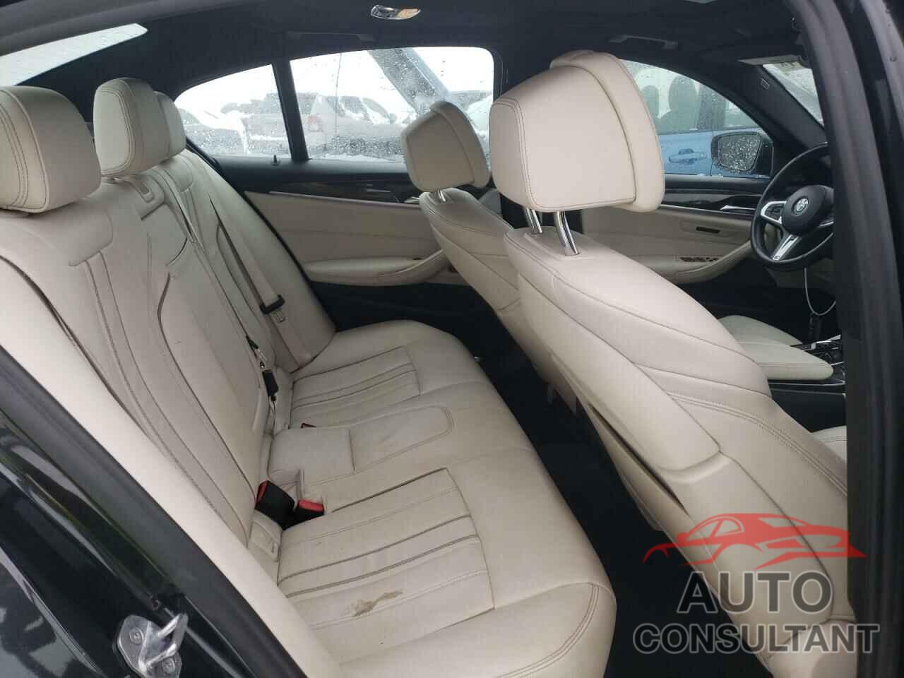 BMW 5 SERIES 2018 - WBAJE7C57JWD52318