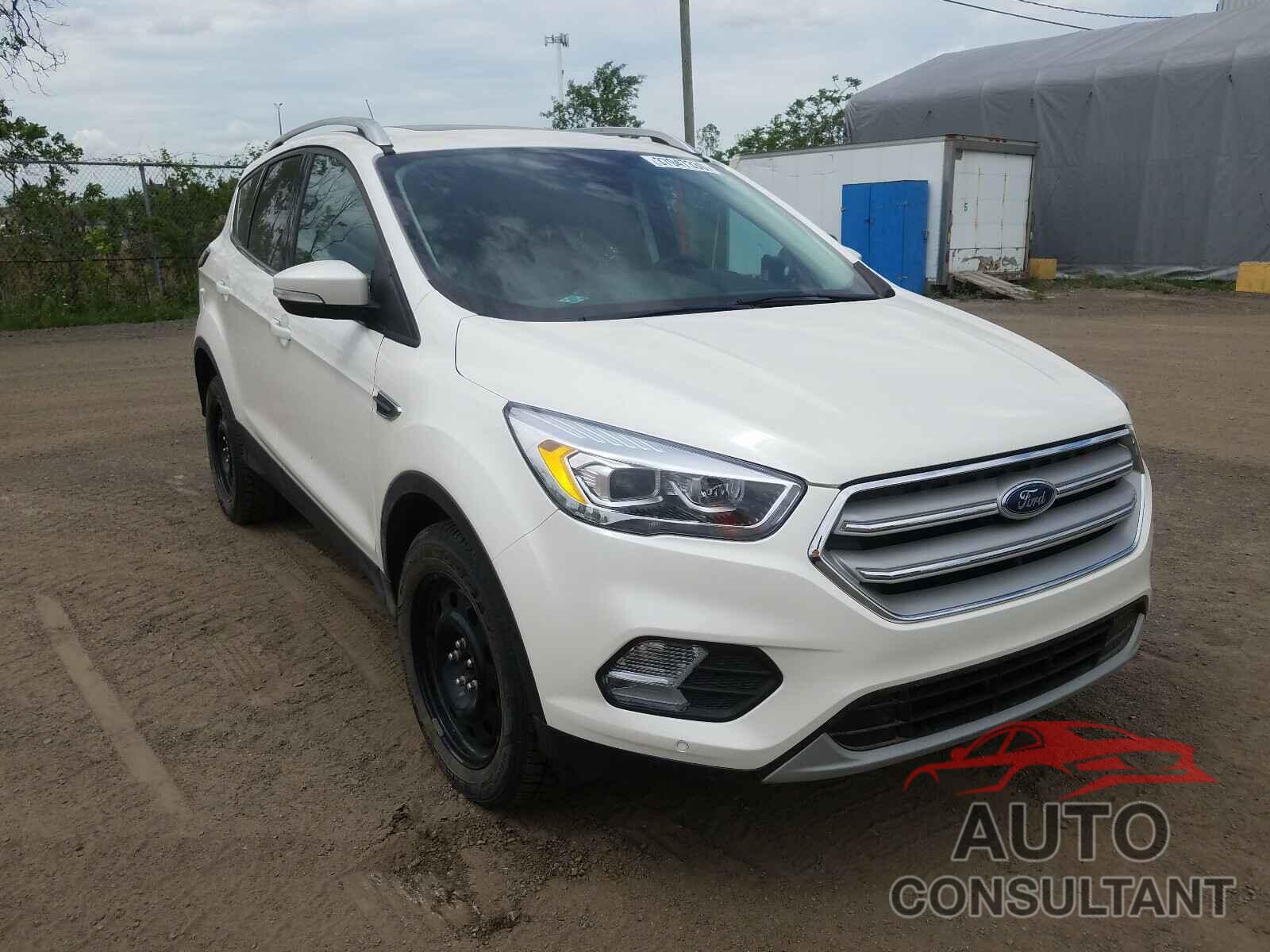 FORD ESCAPE 2018 - 1FMCU9J90JUC64277