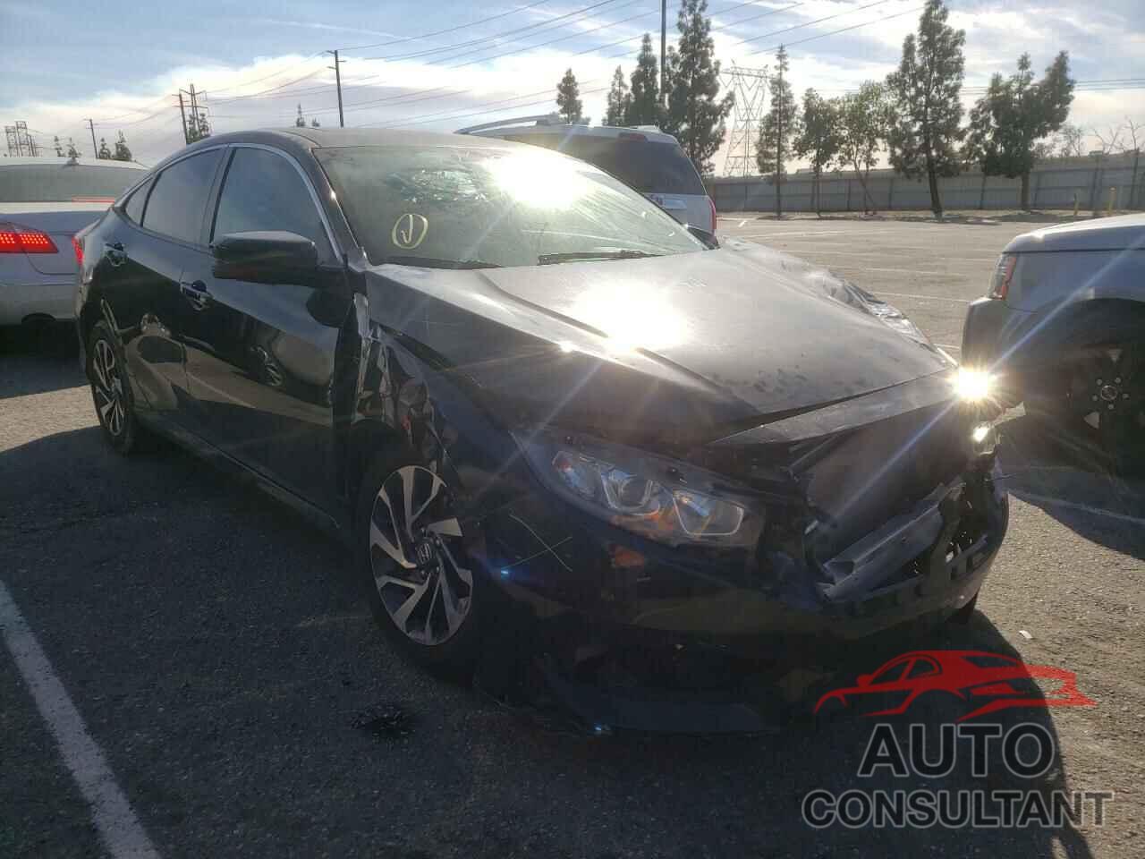 HONDA CIVIC 2018 - 2HGFC2F70JH564814