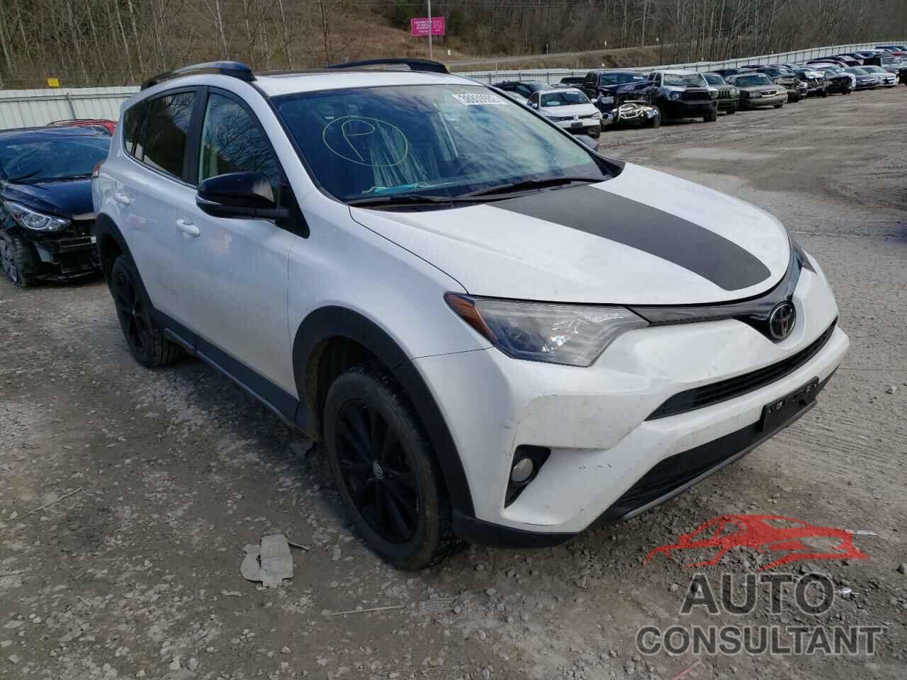 TOYOTA RAV4 2018 - 2T3RFREV2JW786203