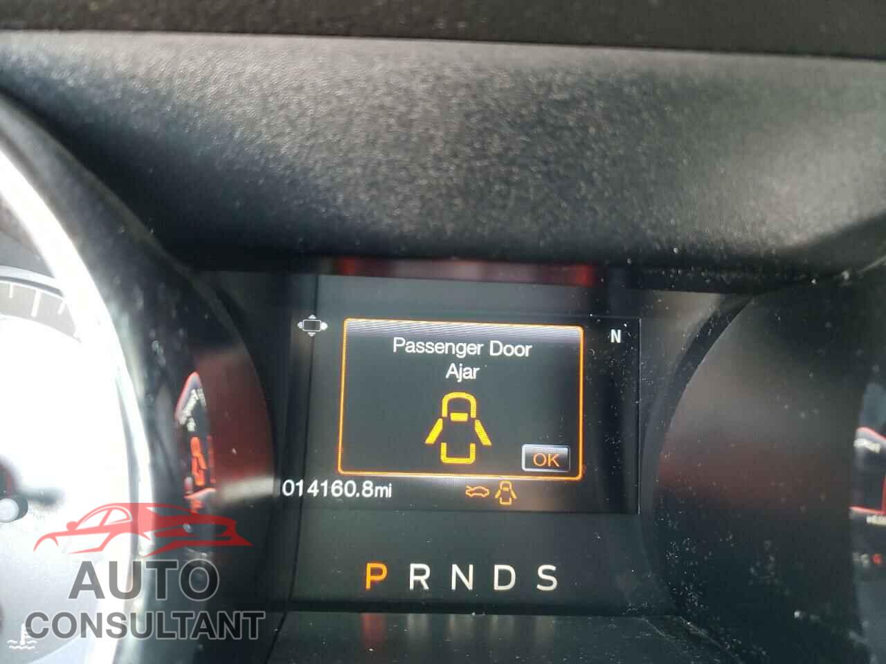 FORD MUSTANG 2017 - 1FATP8UH6H5276579