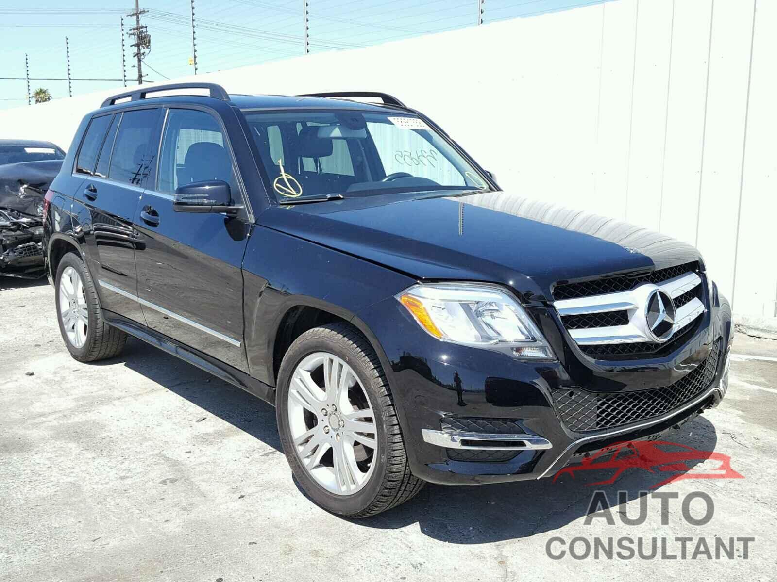 MERCEDES-BENZ GLK 350 2015 - WDCGG5HB1FG437206