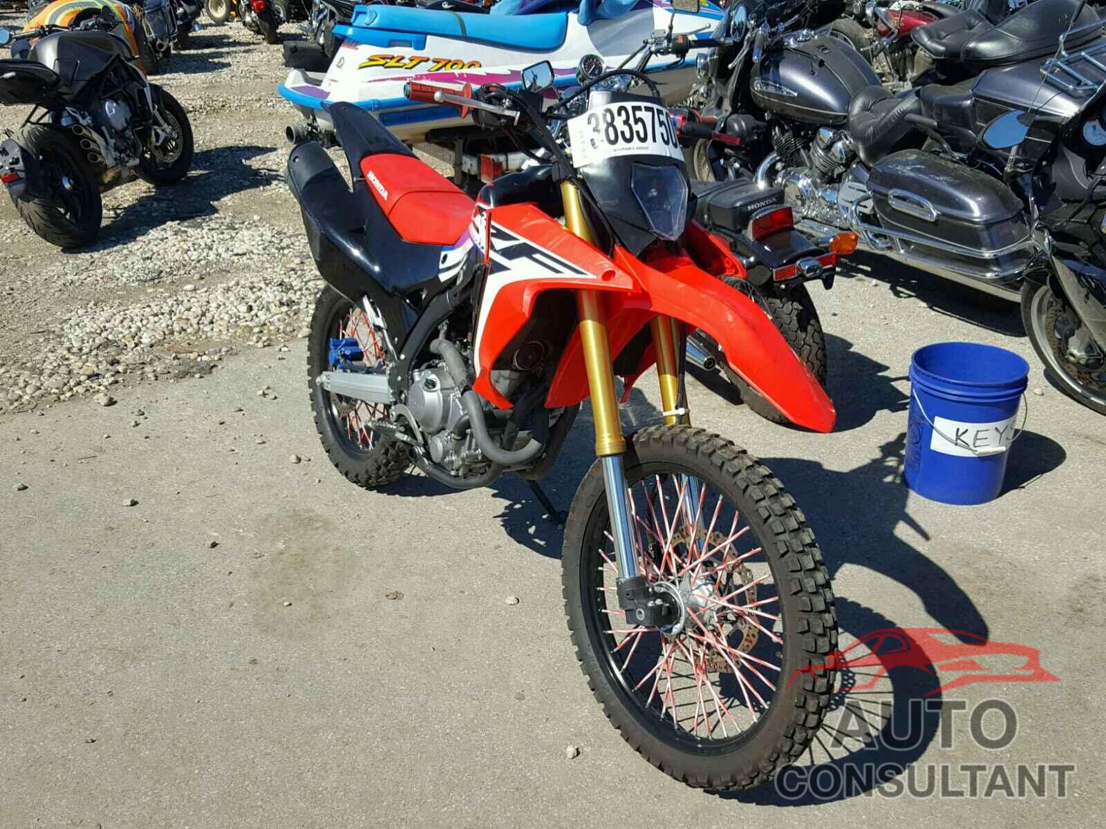 HONDA DIRTBIKE 2017 - MLHMD4417H5005160