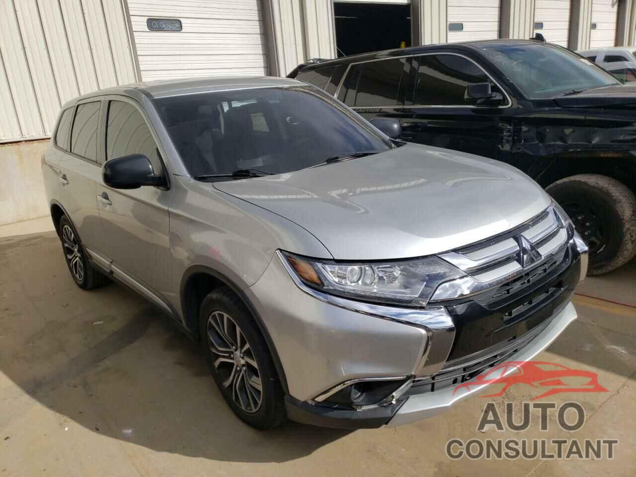 MITSUBISHI OUTLANDER 2018 - JA4AD2A34JJ004927