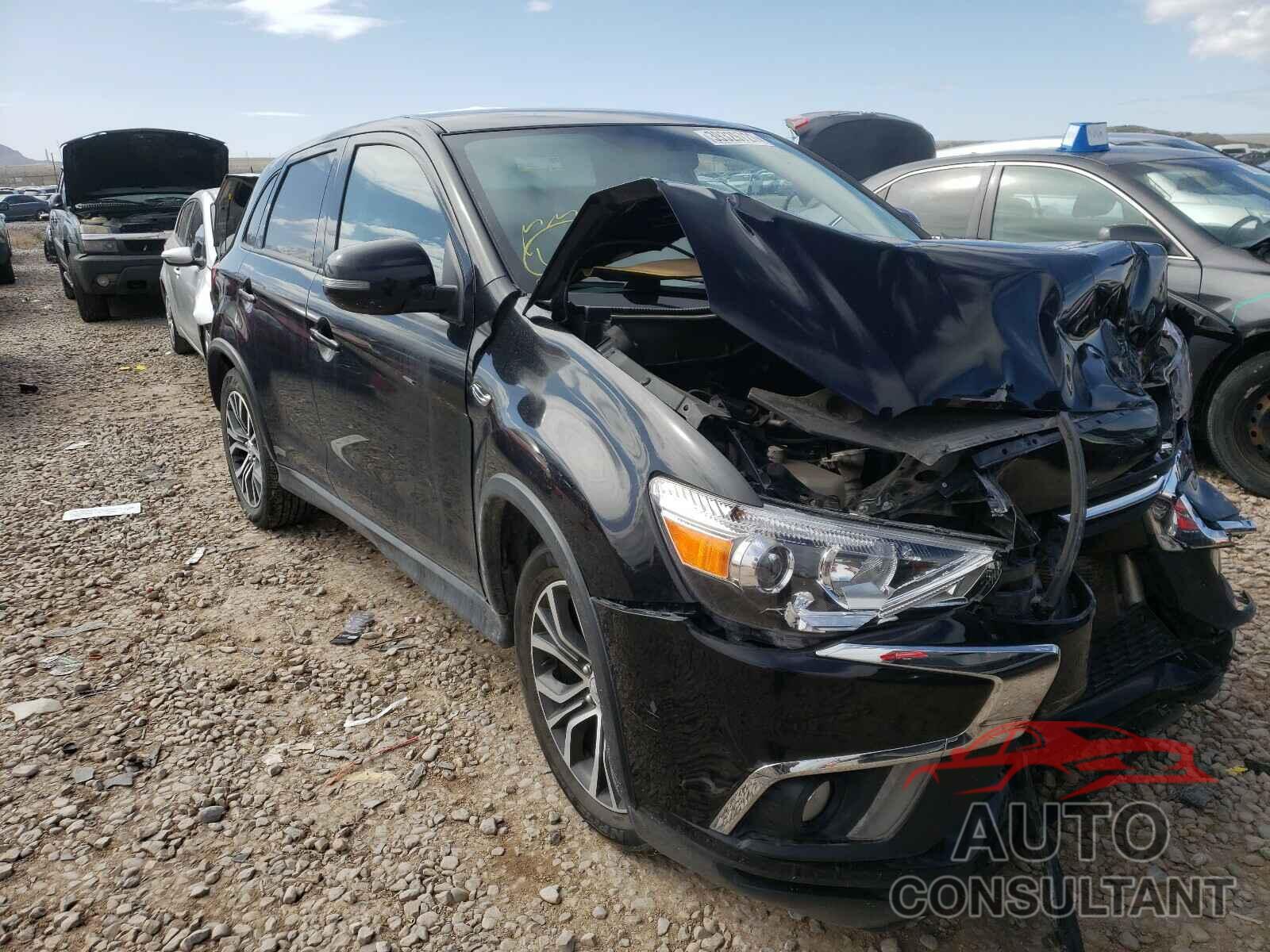 MITSUBISHI OUTLANDER 2019 - JA4AR3AU3KU012856