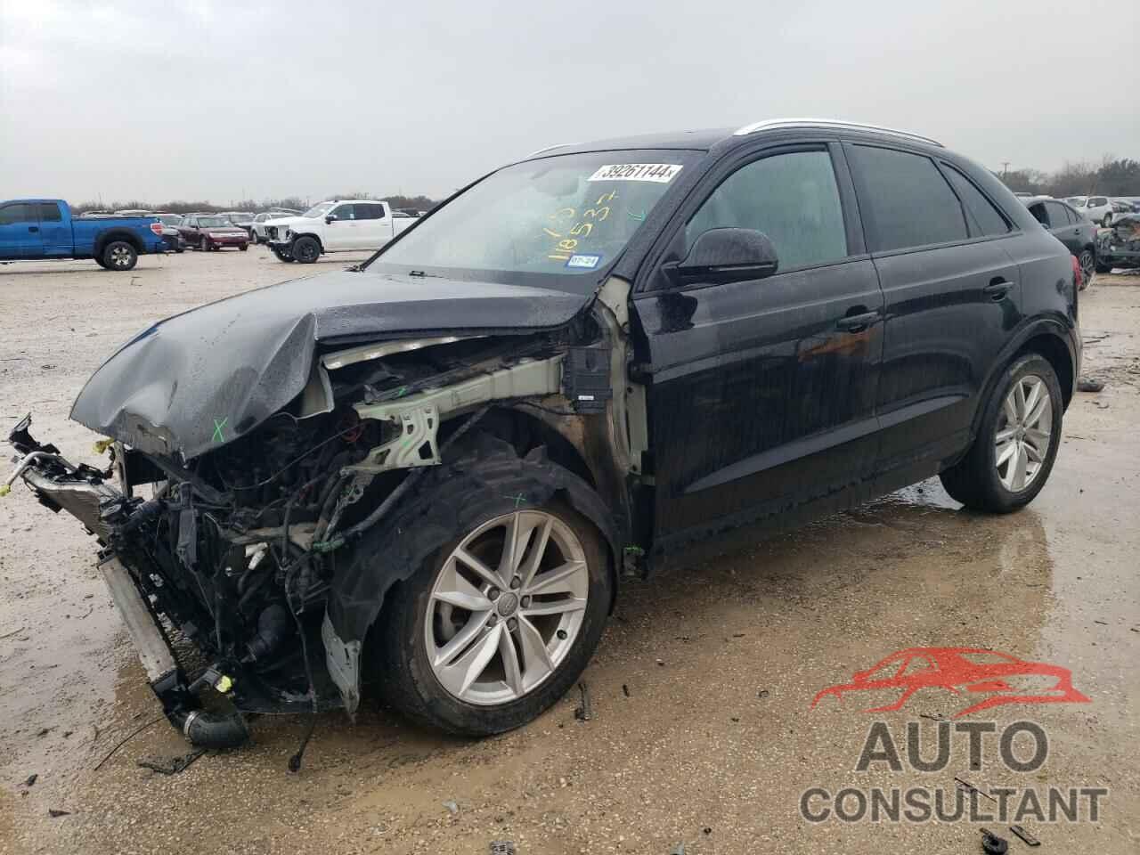 AUDI Q3 2017 - WA1BCCFS0HR014329