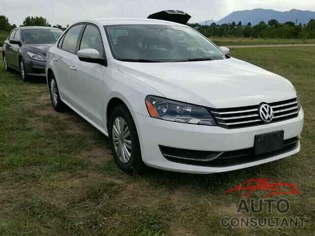 VOLKSWAGEN PASSAT 2015 - 1VWAT7A37FC050329