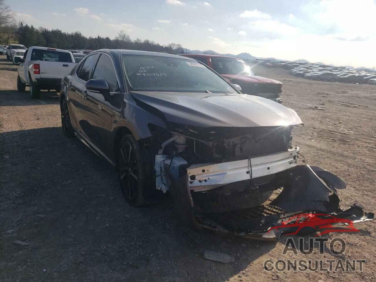 TOYOTA CAMRY 2019 - 4T1B61HK5KU195216
