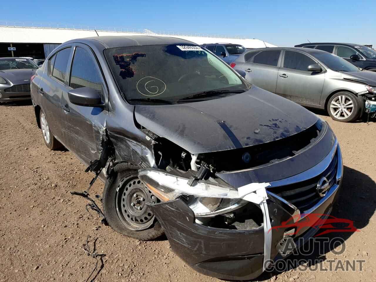 NISSAN VERSA 2018 - 3N1CN7APXJL823867