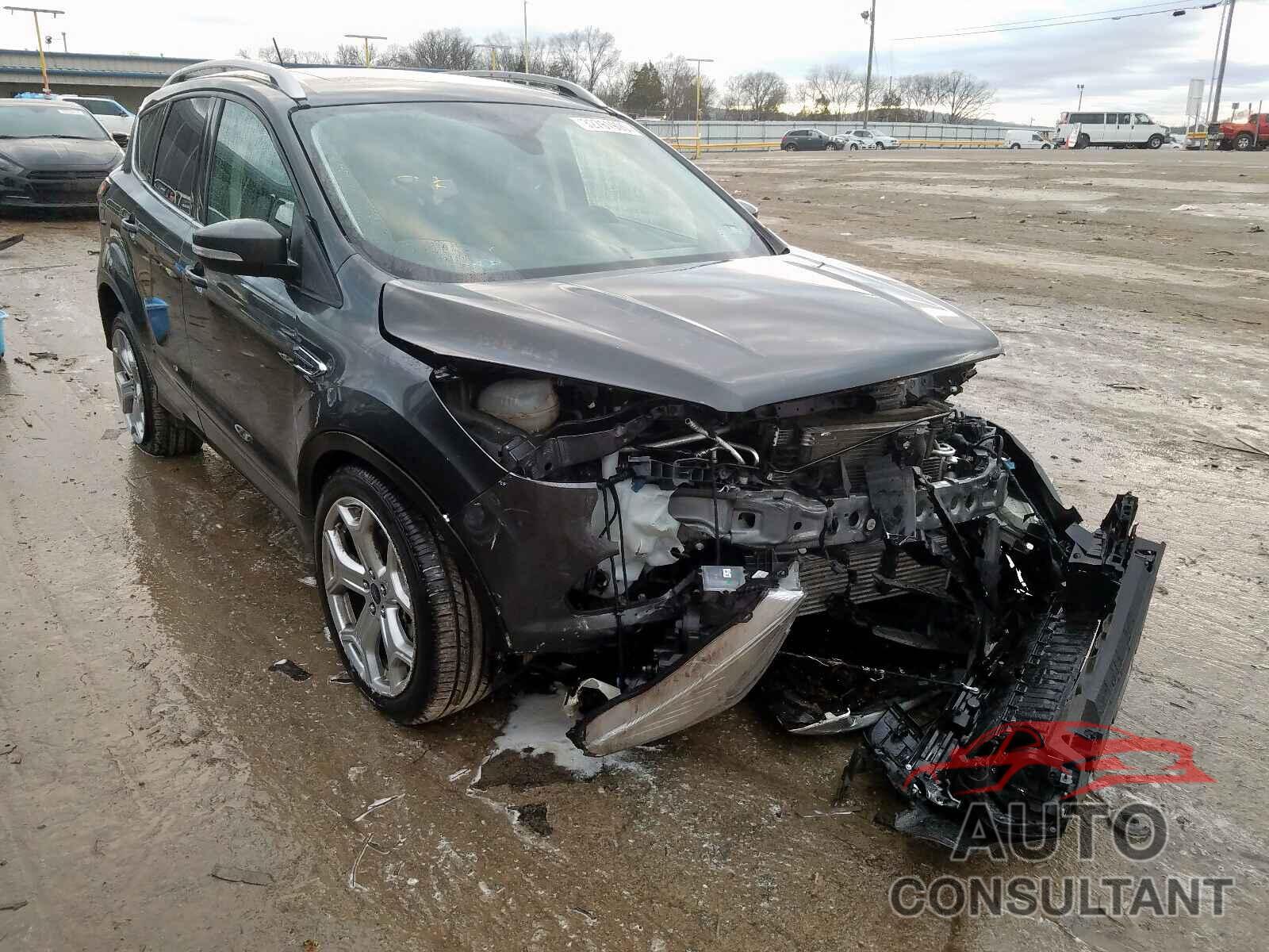 FORD ESCAPE 2018 - 1FMCU0J92JUA47986