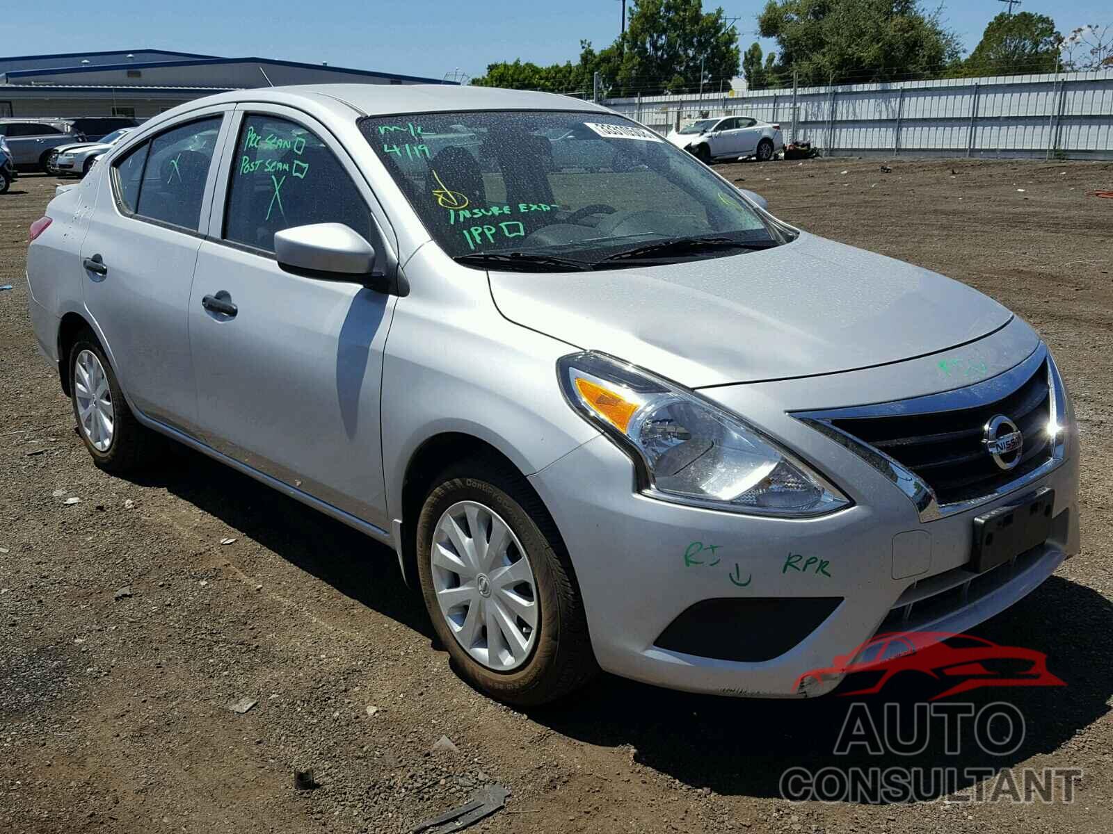 NISSAN VERSA 2017 - 3N1CN7AP5HL883050