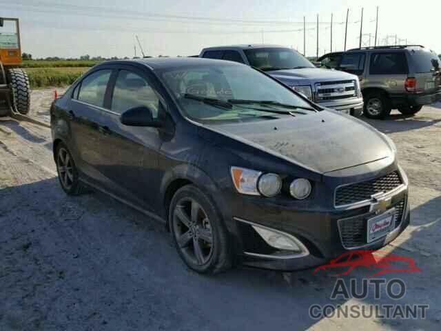 CHEVROLET SONIC 2015 - 1G1JG5SB7F4212786