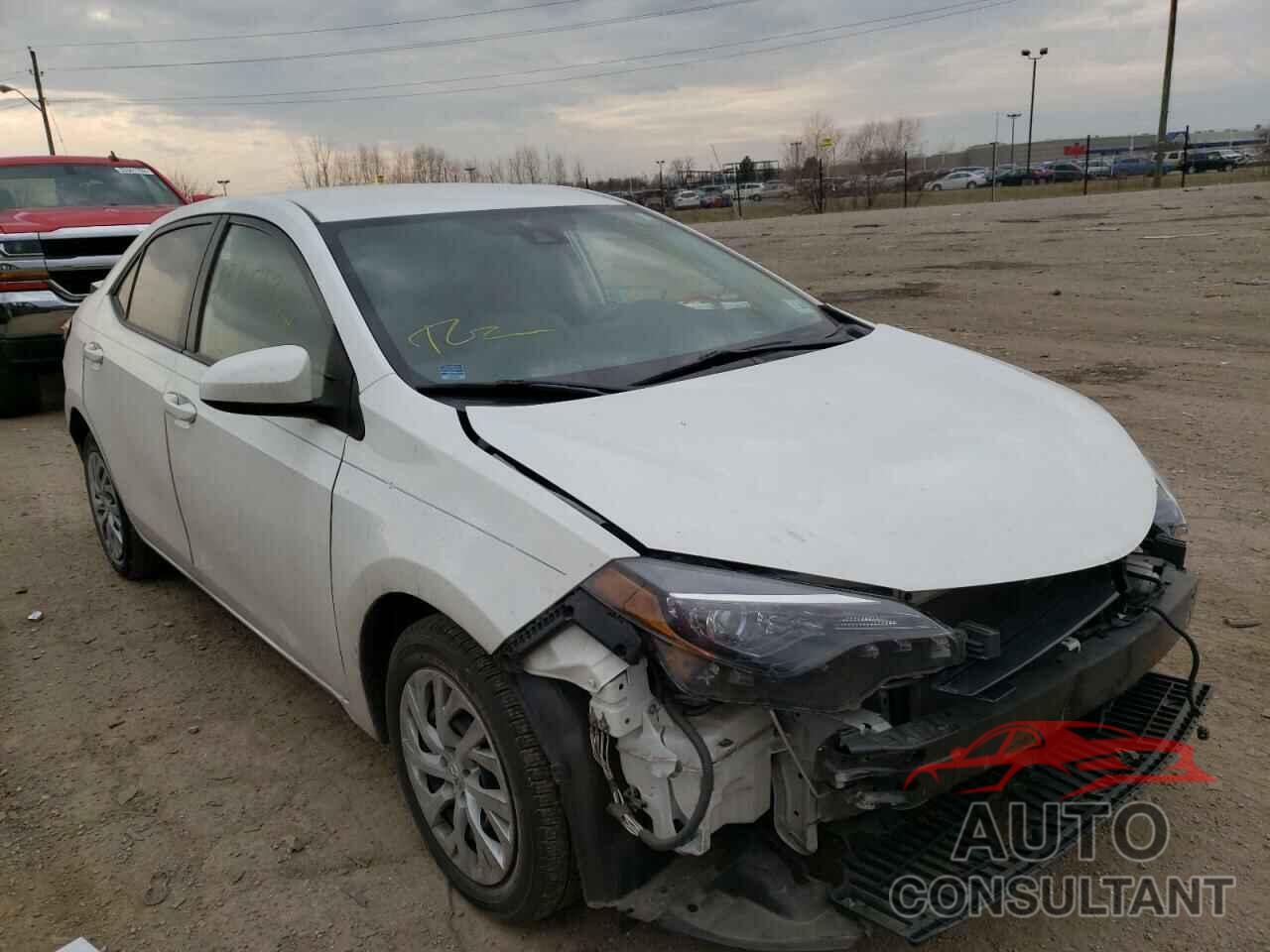 TOYOTA COROLLA 2018 - 5YFBURHE5JP779078