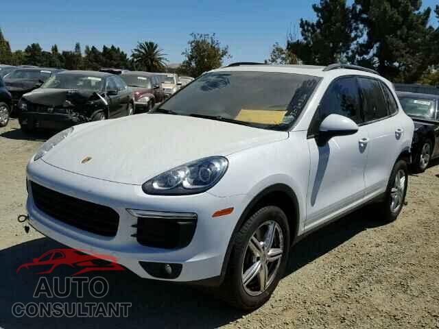 PORSCHE CAYENNE 2016 - WP1AA2A2XGKA12828