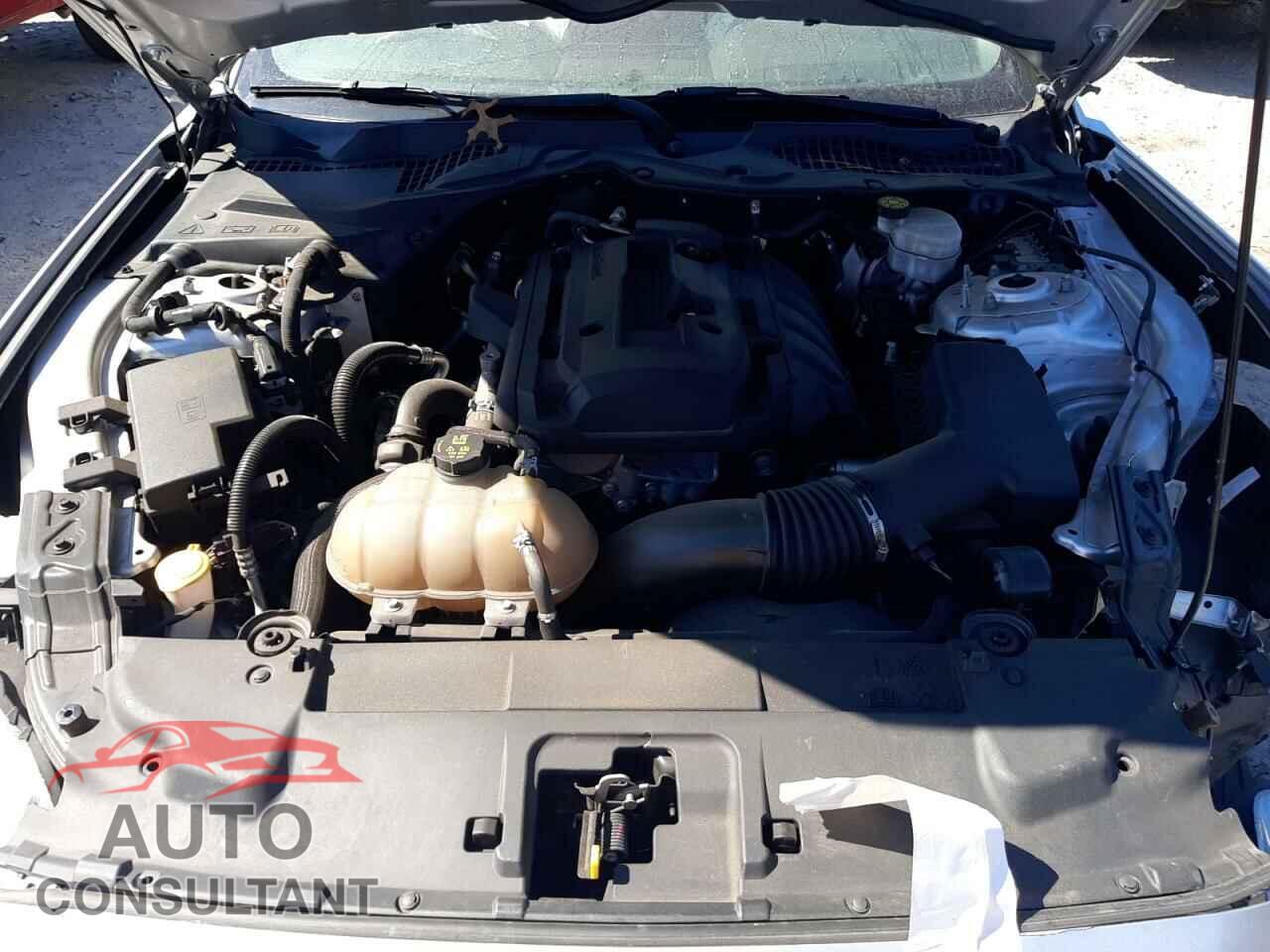 FORD MUSTANG 2018 - 1FA6P8TH1J5167631