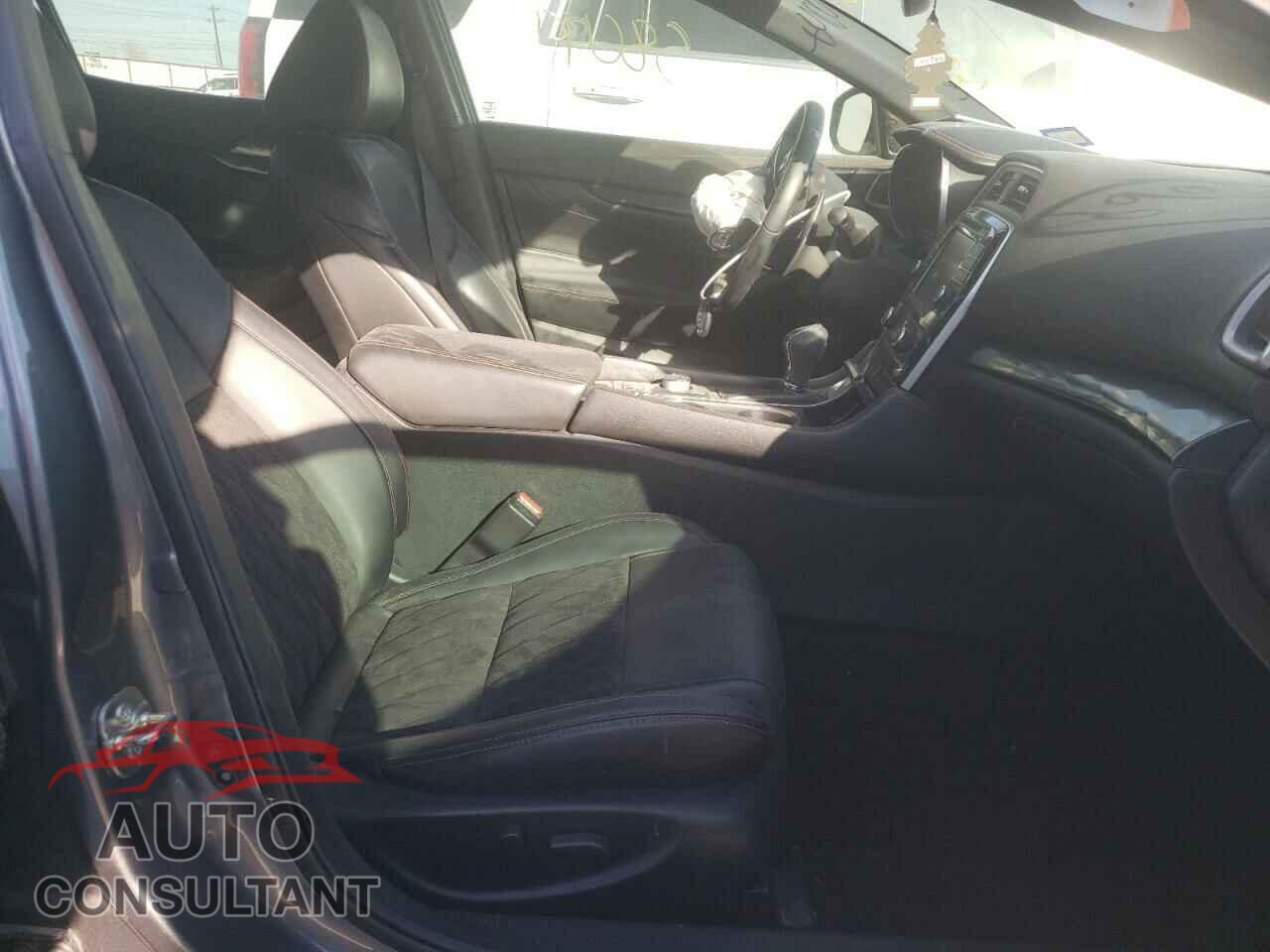 NISSAN MAXIMA 2019 - 1N4AA6AV2KC368900
