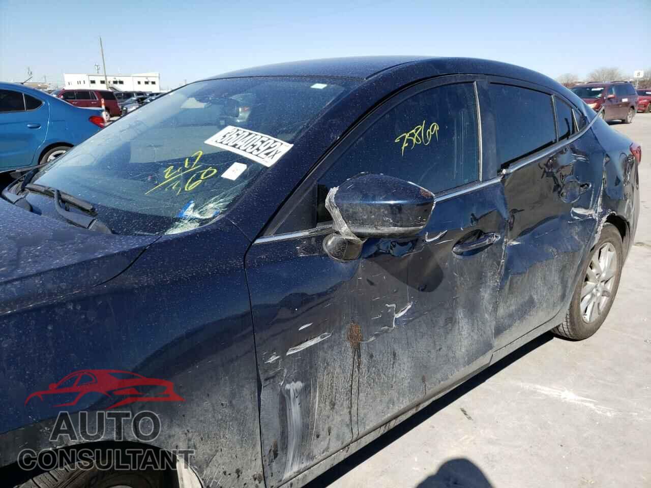 MAZDA 3 2017 - 3MZBN1U78HM158101