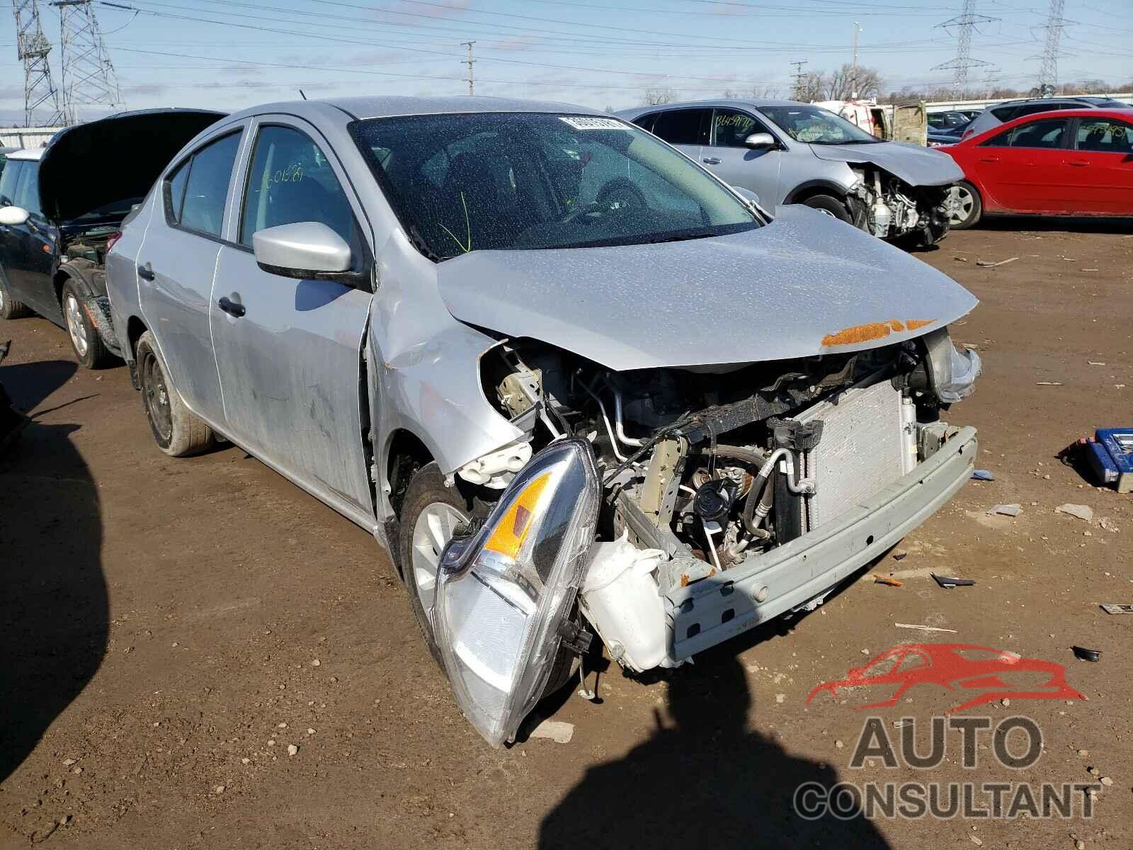 NISSAN VERSA 2019 - 3N1CN7AP0KL876997