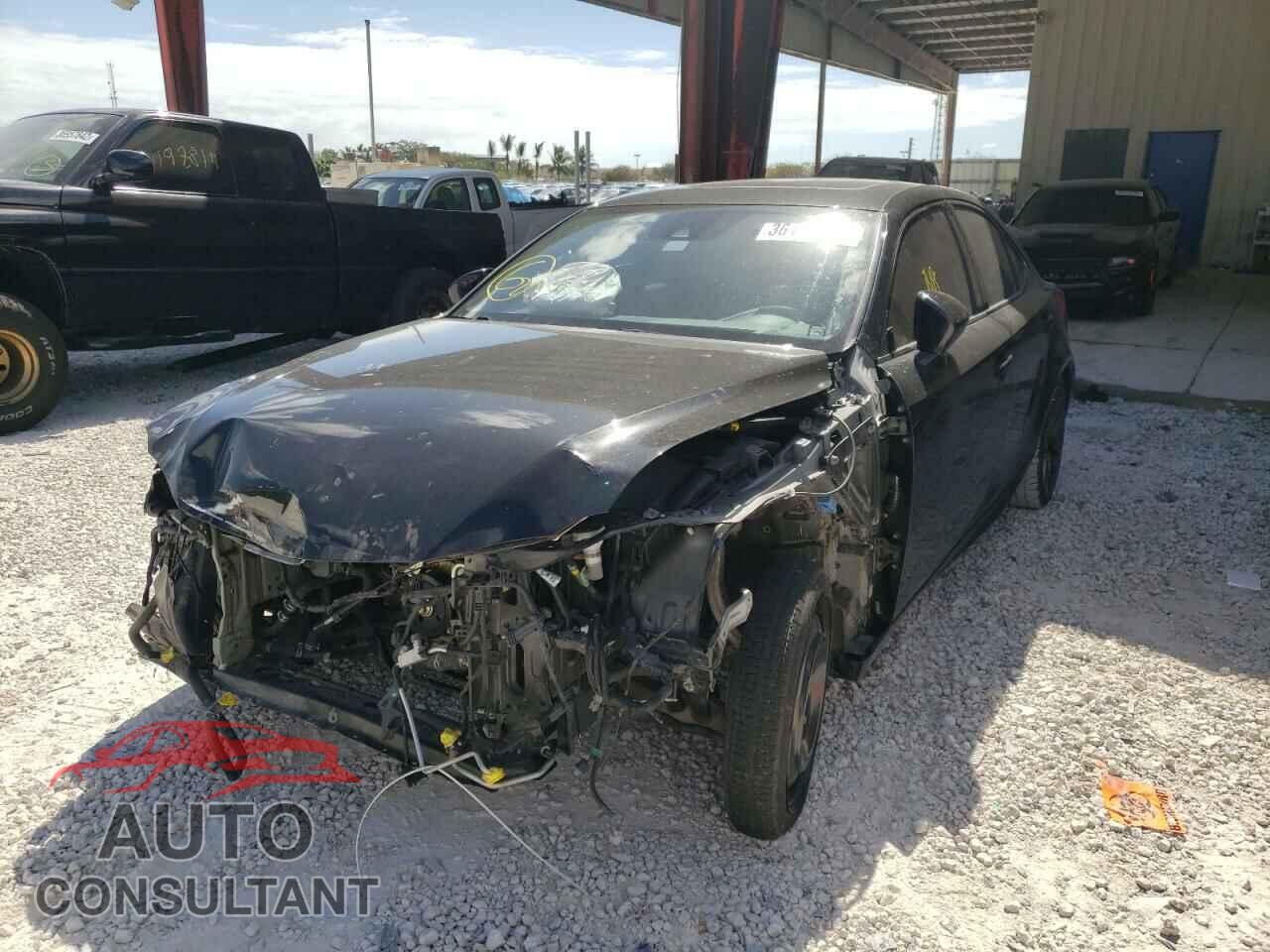 LEXUS IS 2018 - JTHBA1D25J5079787