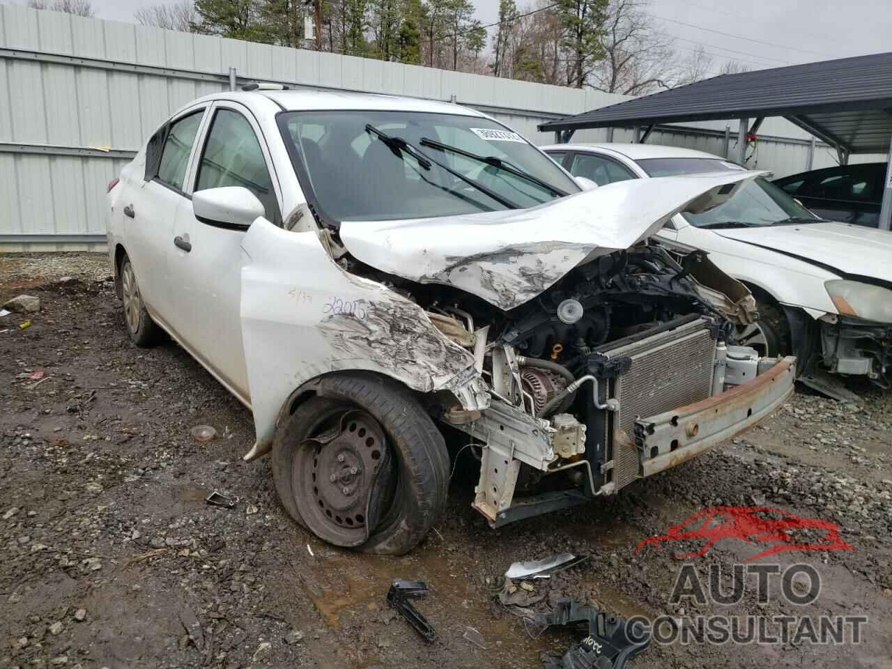 NISSAN VERSA 2017 - 3N1CN7APXHL869550