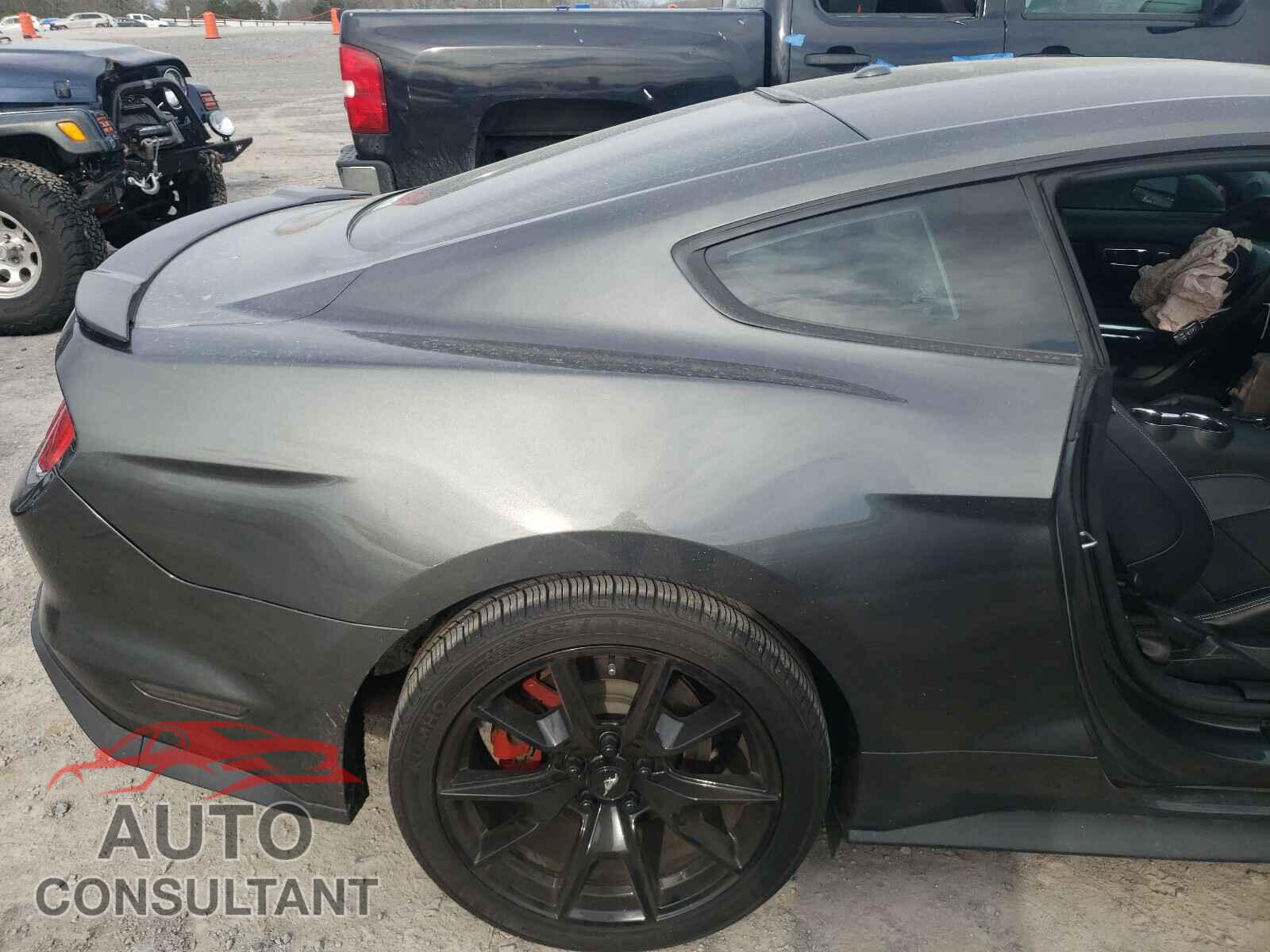 FORD MUSTANG 2017 - 1FA6P8CF1H5228100