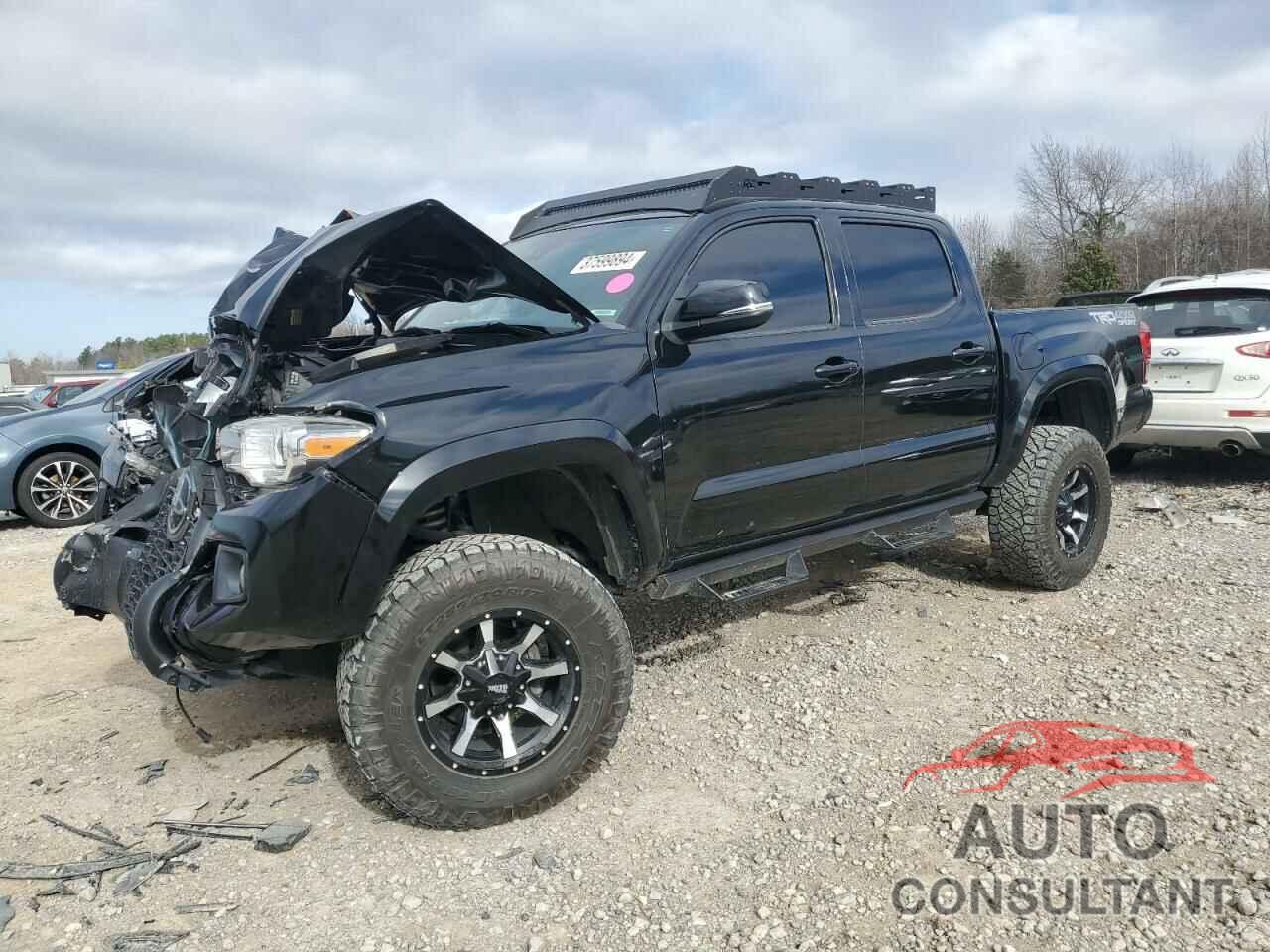 TOYOTA TACOMA 2018 - 5TFCZ5AN1JX133532