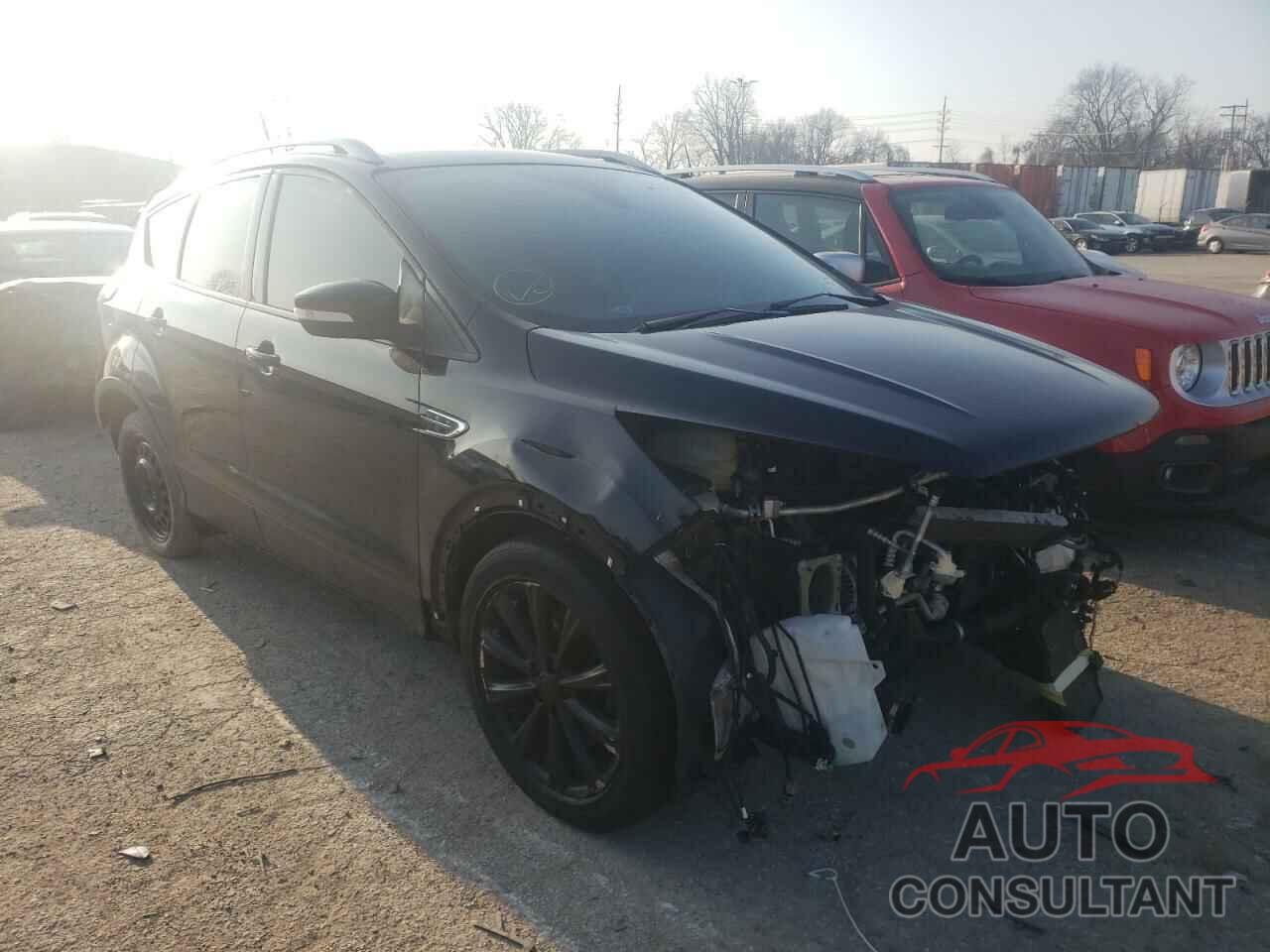 FORD ESCAPE 2017 - 1FMCU9J92HUE10205