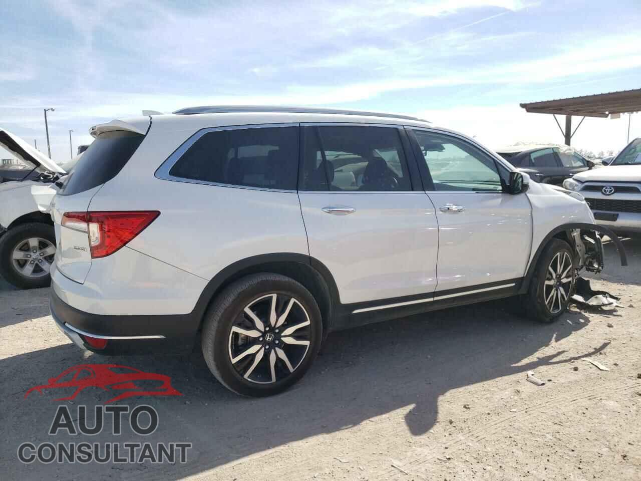 HONDA PILOT 2020 - 5FNYF5H91LB015811
