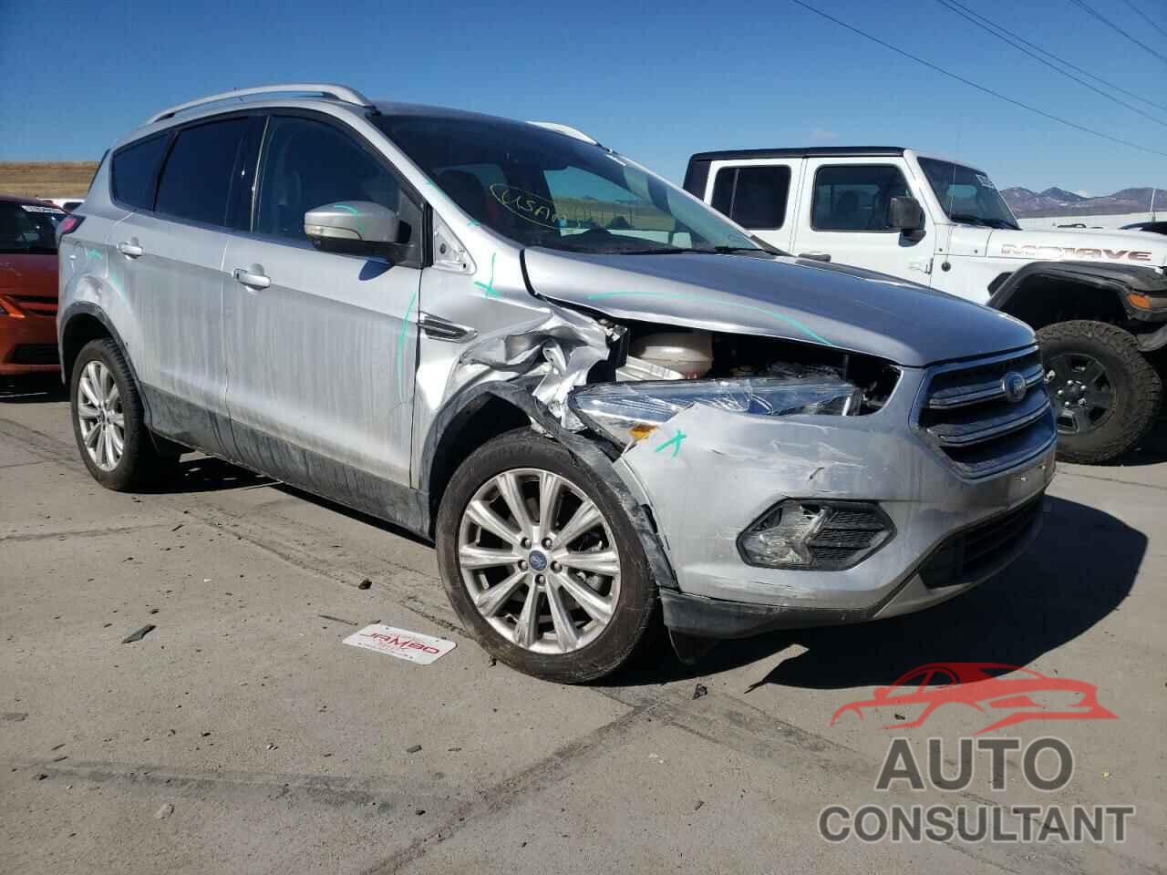 FORD ESCAPE 2017 - 1FMCU9JD1HUB78796