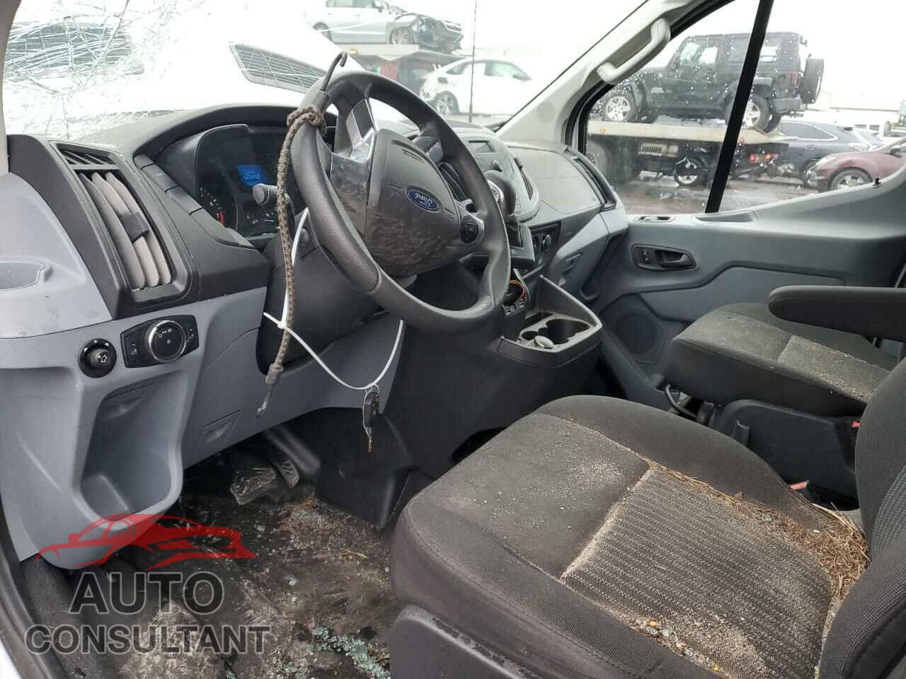 FORD TRANSIT 2019 - 1FTYR1YM4KKB21773