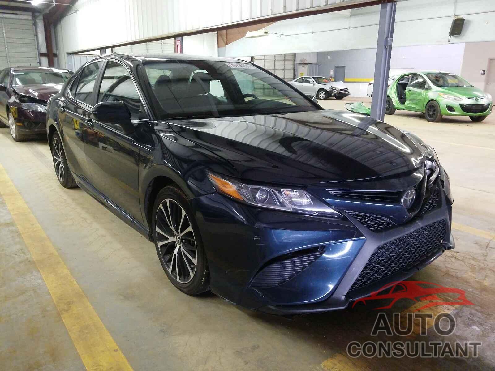 TOYOTA CAMRY 2019 - 4T1B11HK5KU244185