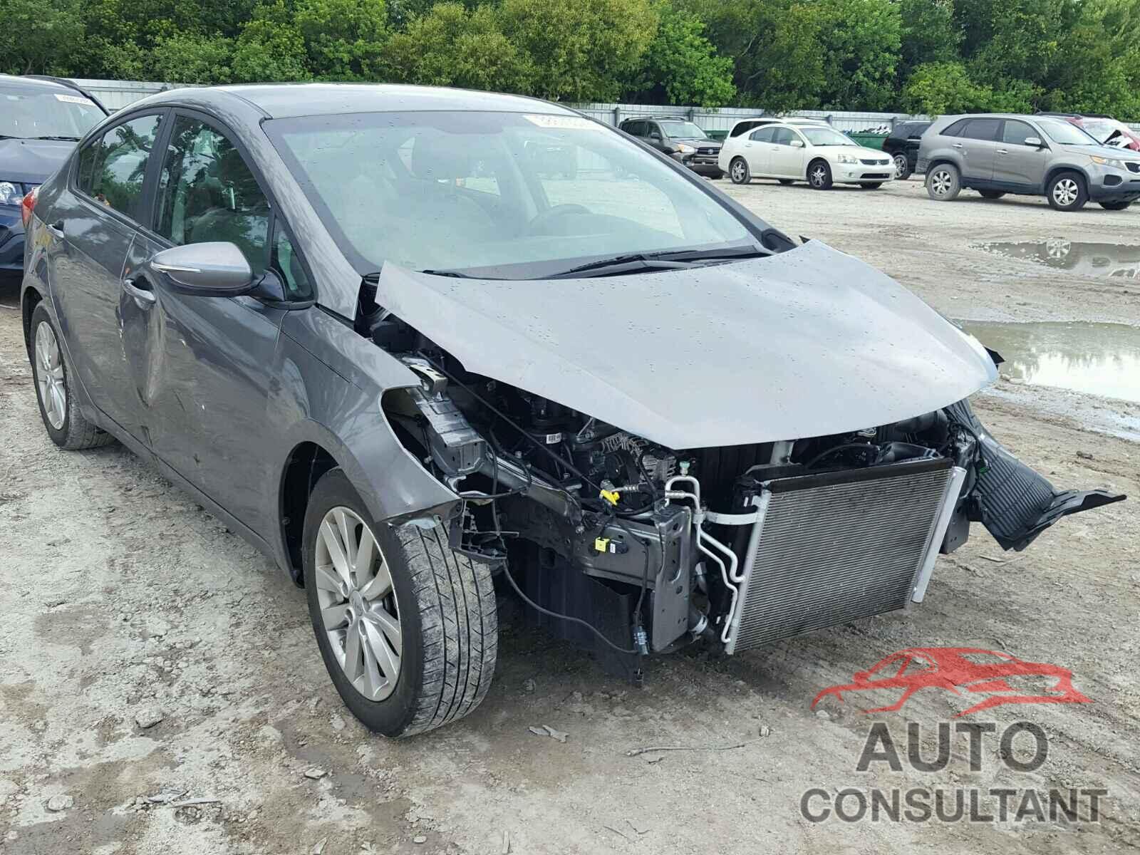 KIA FORTE 2016 - KNAFX4A65G5567833