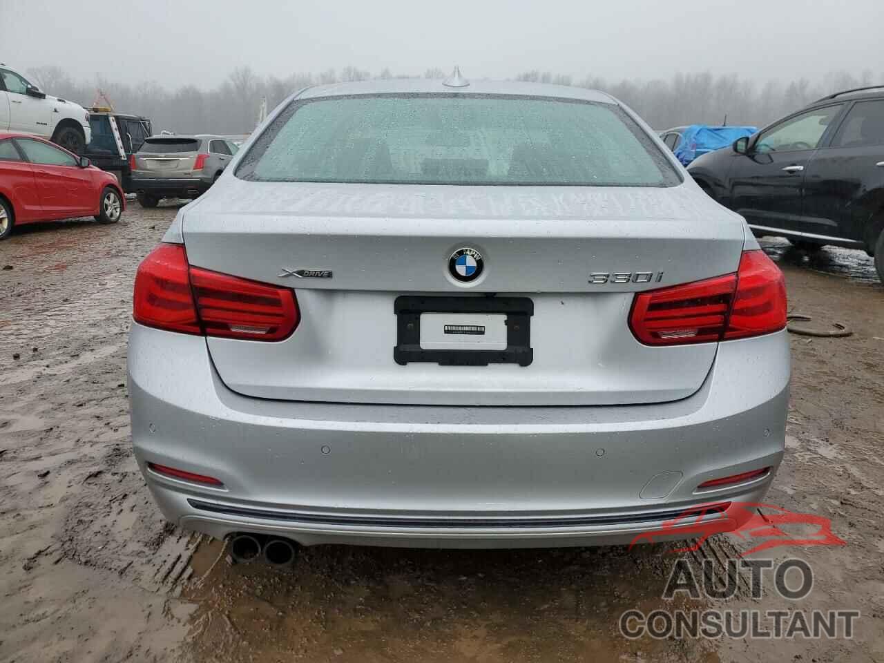 BMW 3 SERIES 2017 - WBA8D9G35HNU64134