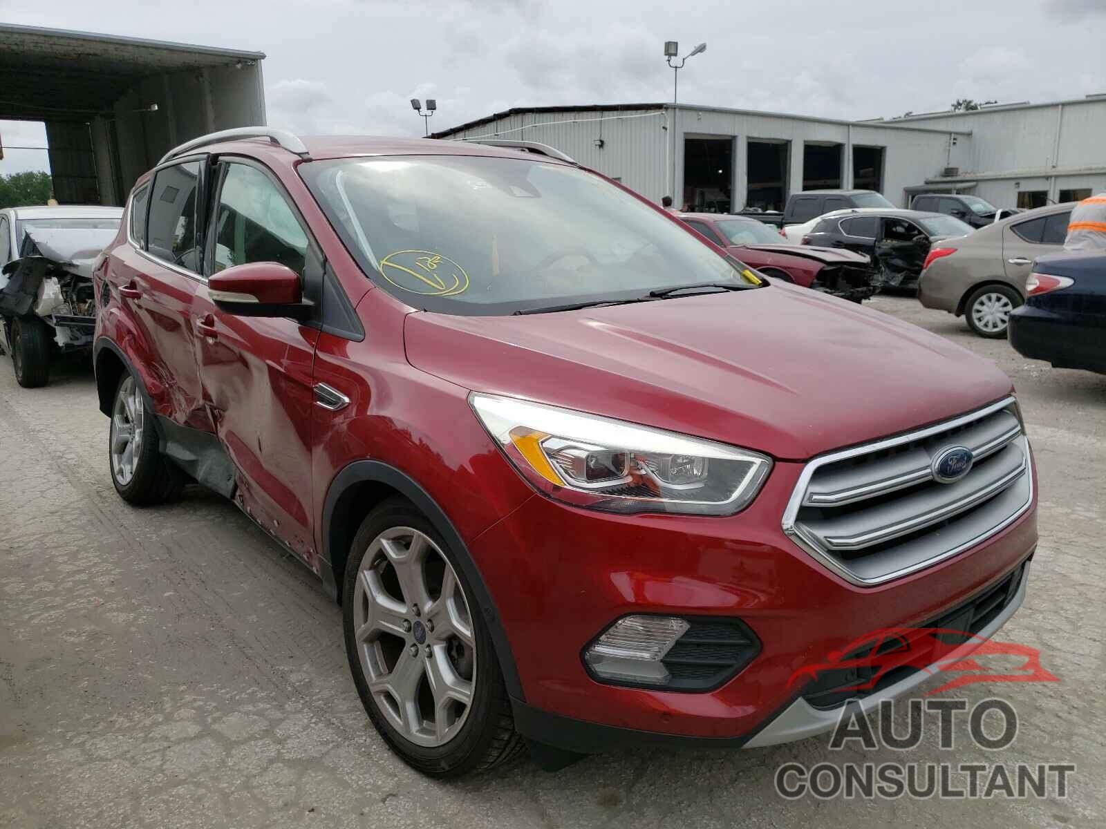FORD ESCAPE 2017 - 1FMCU9J92HUE65348