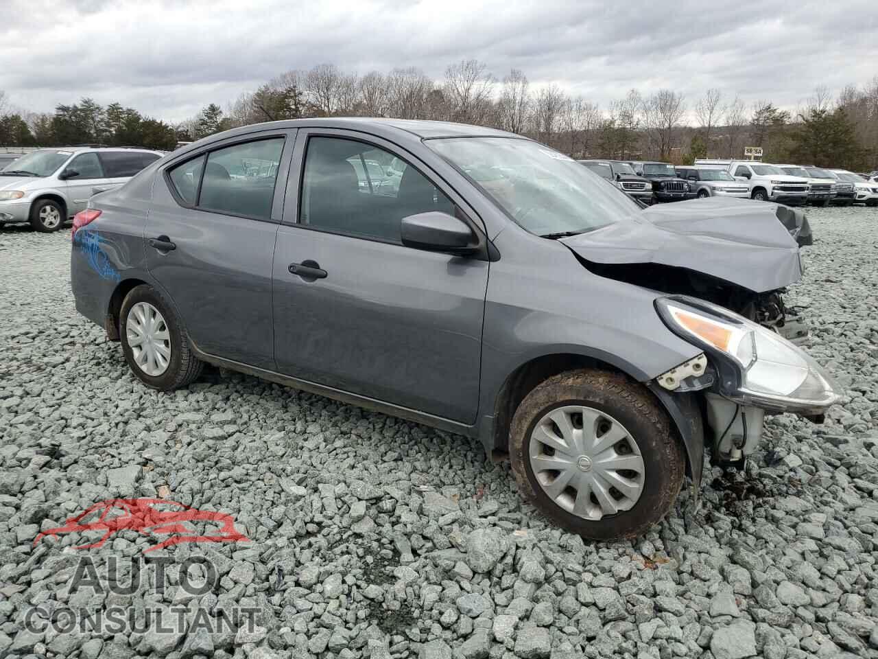 NISSAN VERSA 2017 - 3N1CN7AP3HL906583