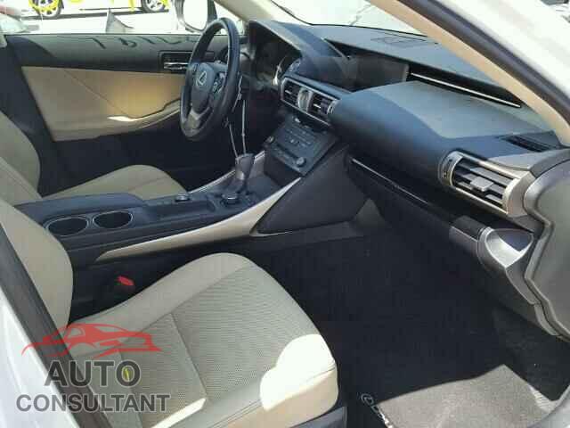 LEXUS IS 2015 - JTHBF1D21F5081450