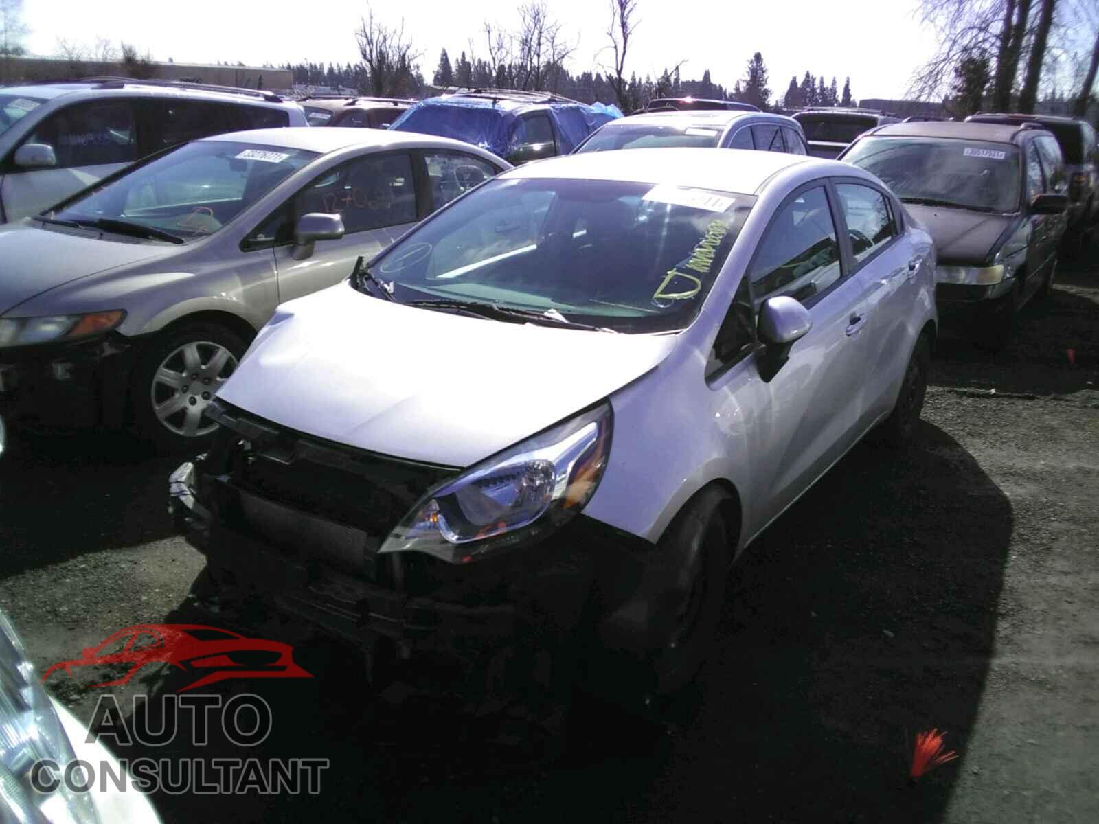 KIA RIO 2016 - KNADM4A38G6584013