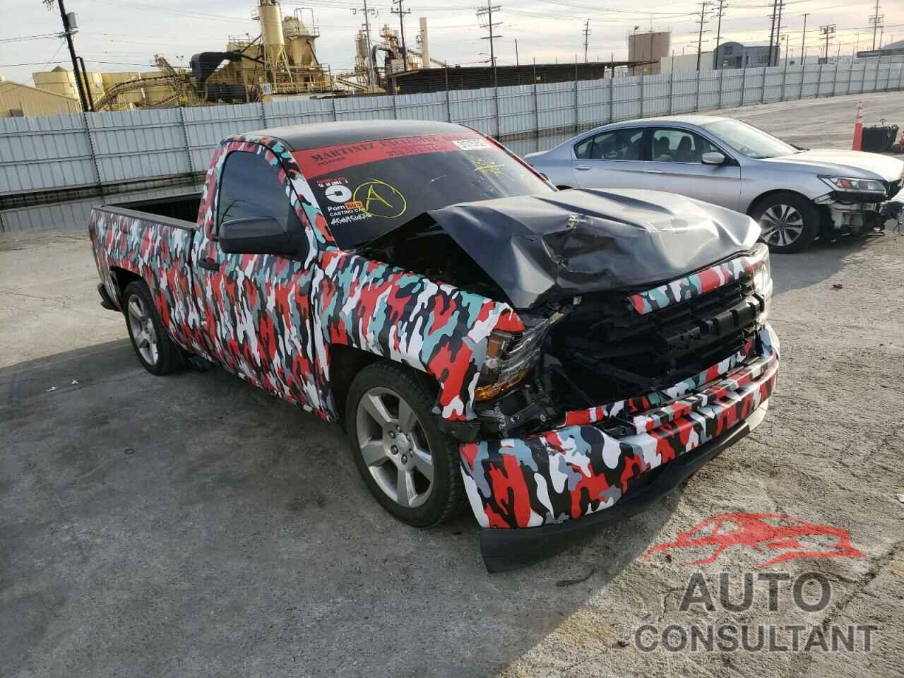 CHEVROLET SILVERADO 2018 - 1GCNCNEC5JZ310171