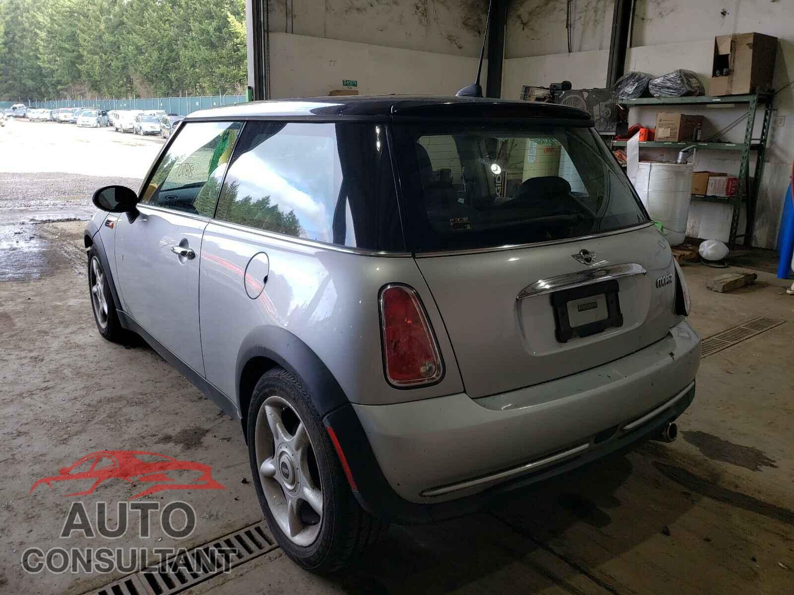 MINI COOPER 2006 - 5YJ3E1EB8MF034239