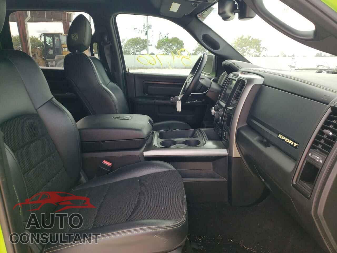 RAM 1500 2017 - 1C6RR7MT9HS828193