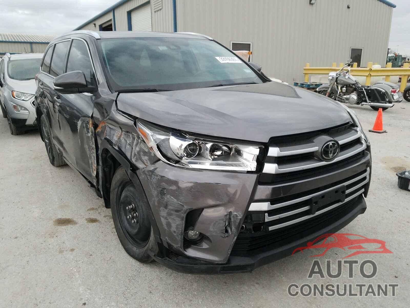 TOYOTA HIGHLANDER 2018 - 5TDKZRFH2JS533403