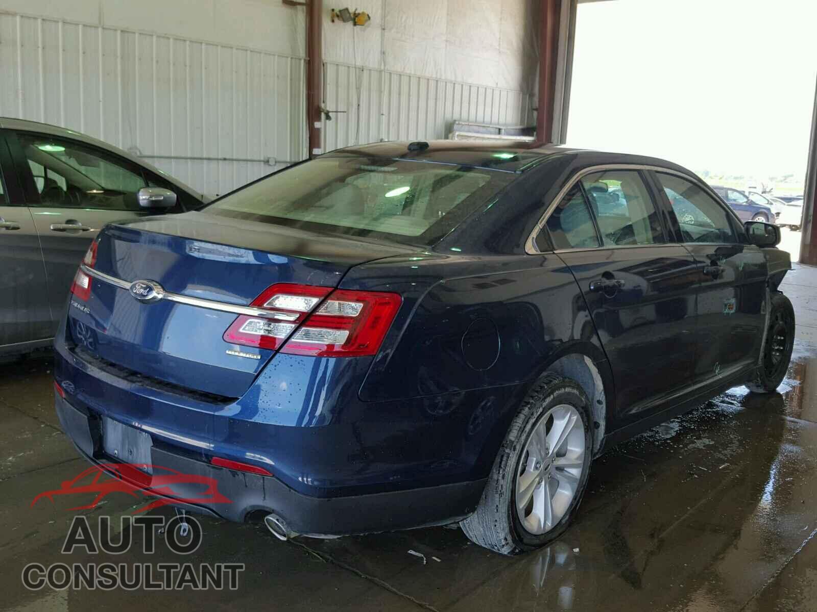 FORD TAURUS 2017 - 1FAHP2D80HG117631