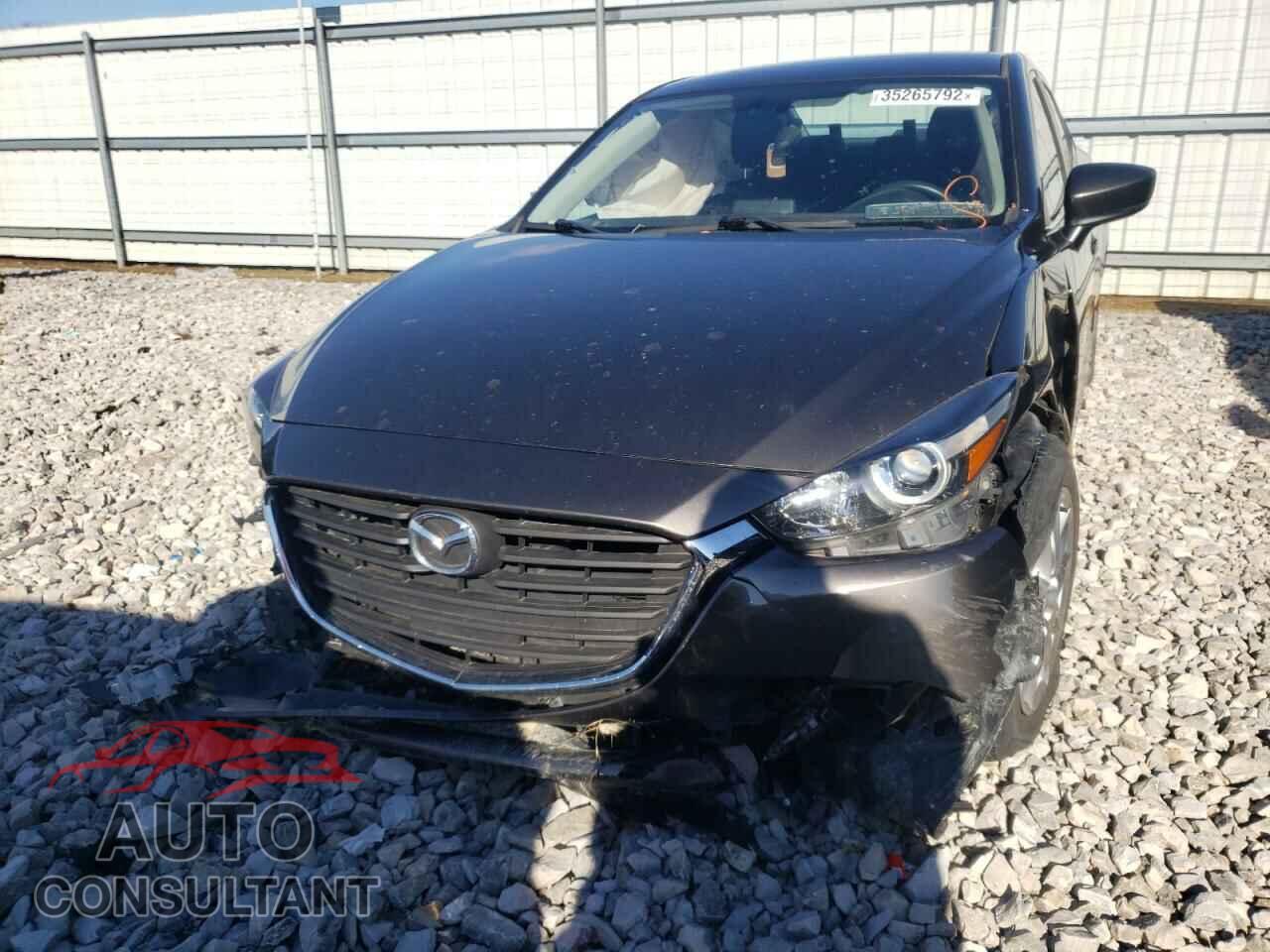 MAZDA 3 2017 - 3MZBN1U73HM105385