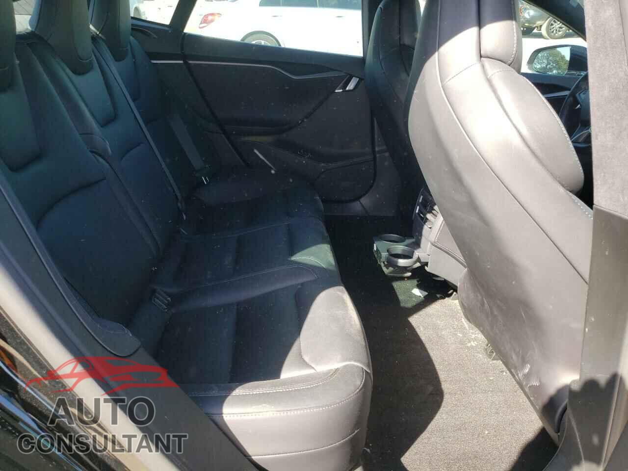 TESLA MODEL S 2018 - 5YJSA1E2XJF294595