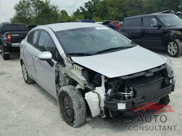 KIA RIO 2015 - KNADM4A3XF6467547