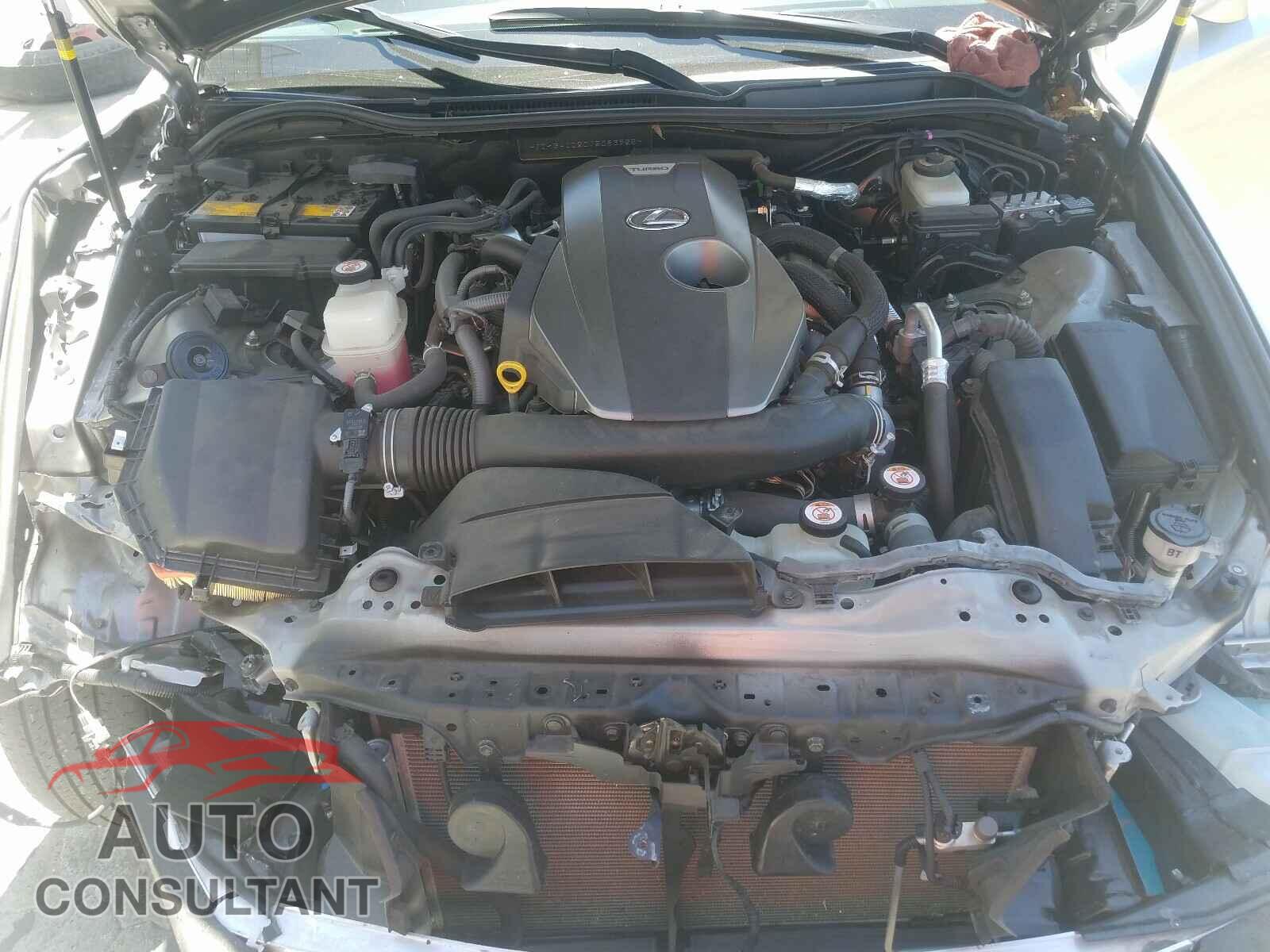 LEXUS IS 2018 - JTHBA1D20J5083925