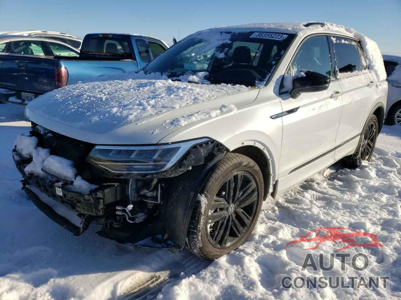 VOLKSWAGEN TIGUAN 2022 - 3VV8B7AX8NM126887