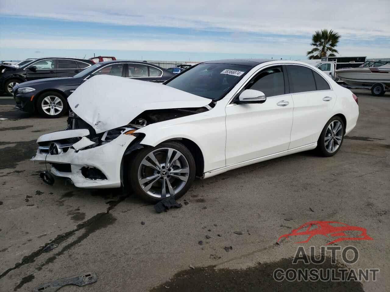 MERCEDES-BENZ C-CLASS 2018 - 55SWF4JB9JU281863